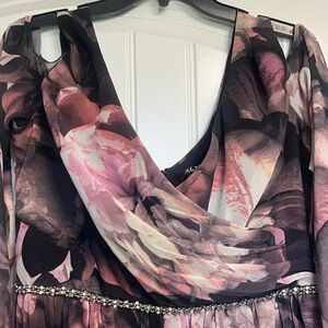 Beautiful special occasion / wedding guest dress